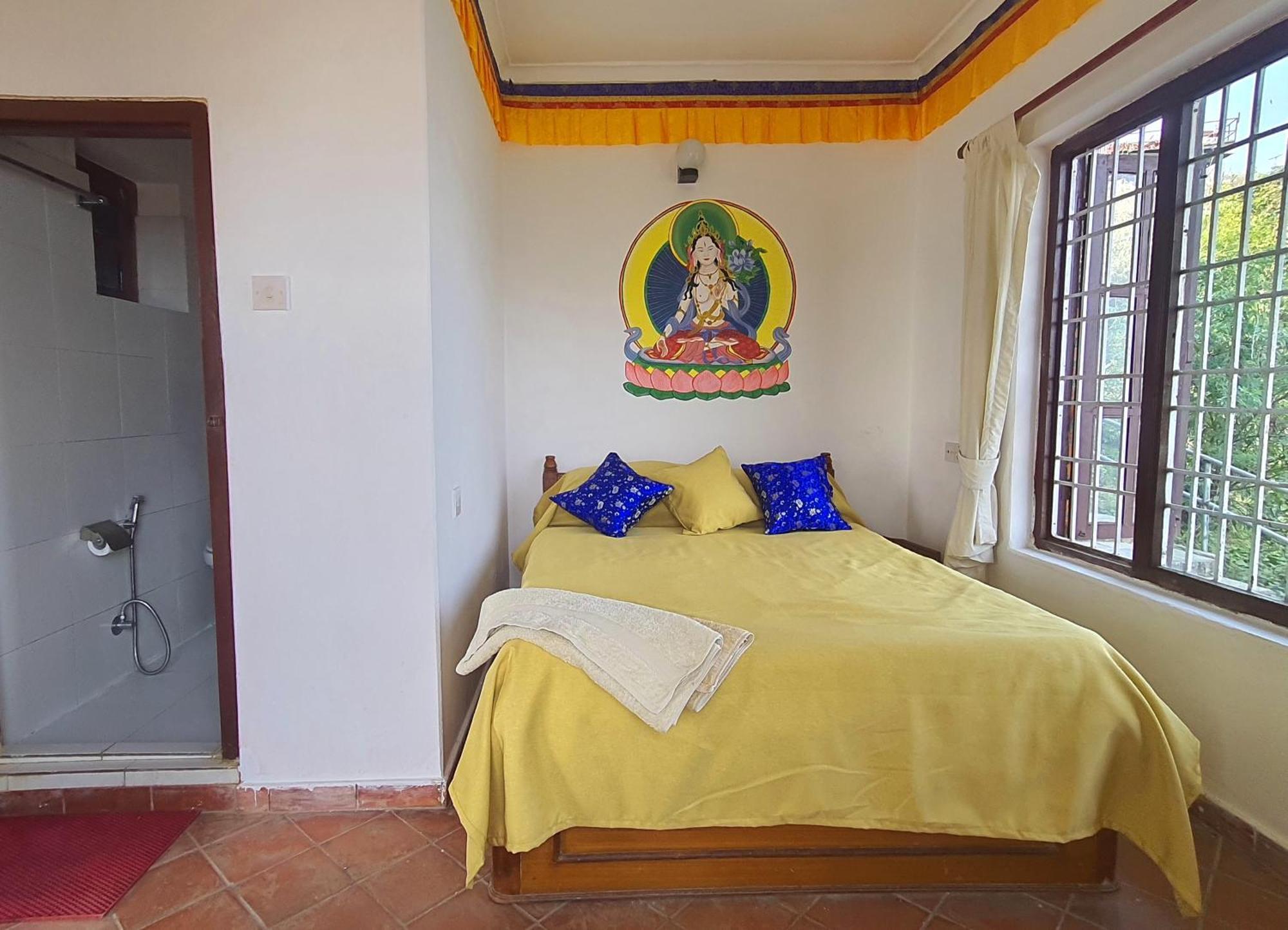 Peace Dragon Lodge Pokhara Exterior photo