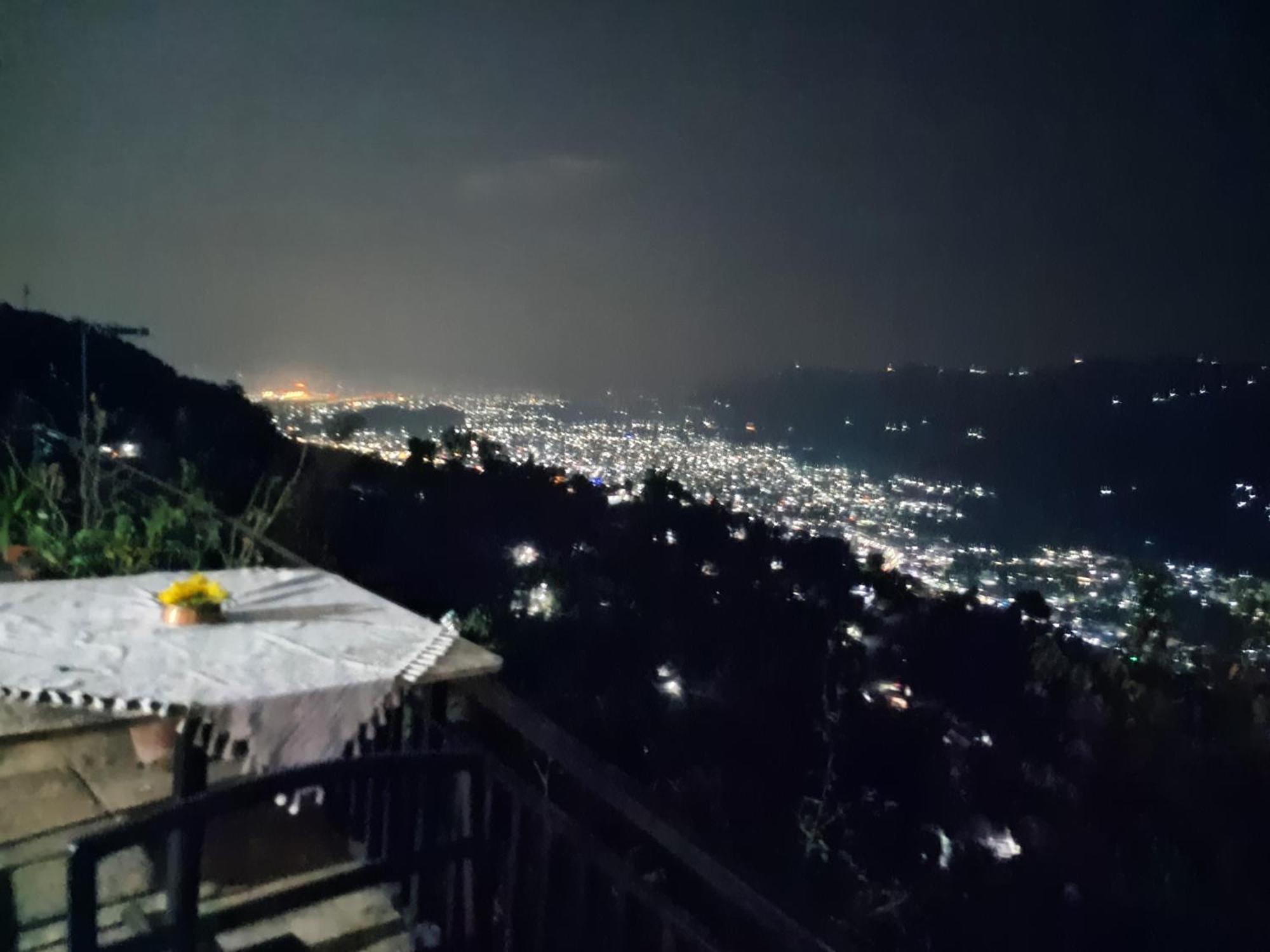 Peace Dragon Lodge Pokhara Exterior photo