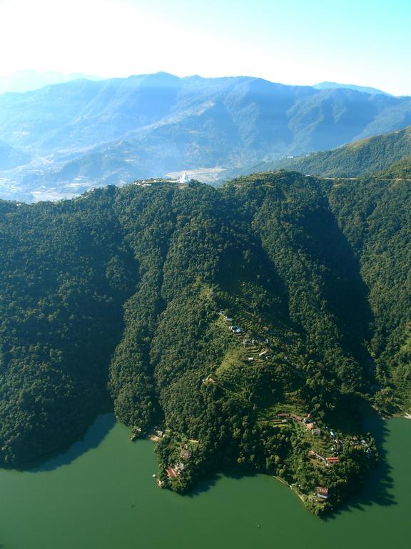 Peace Dragon Lodge Pokhara Exterior photo