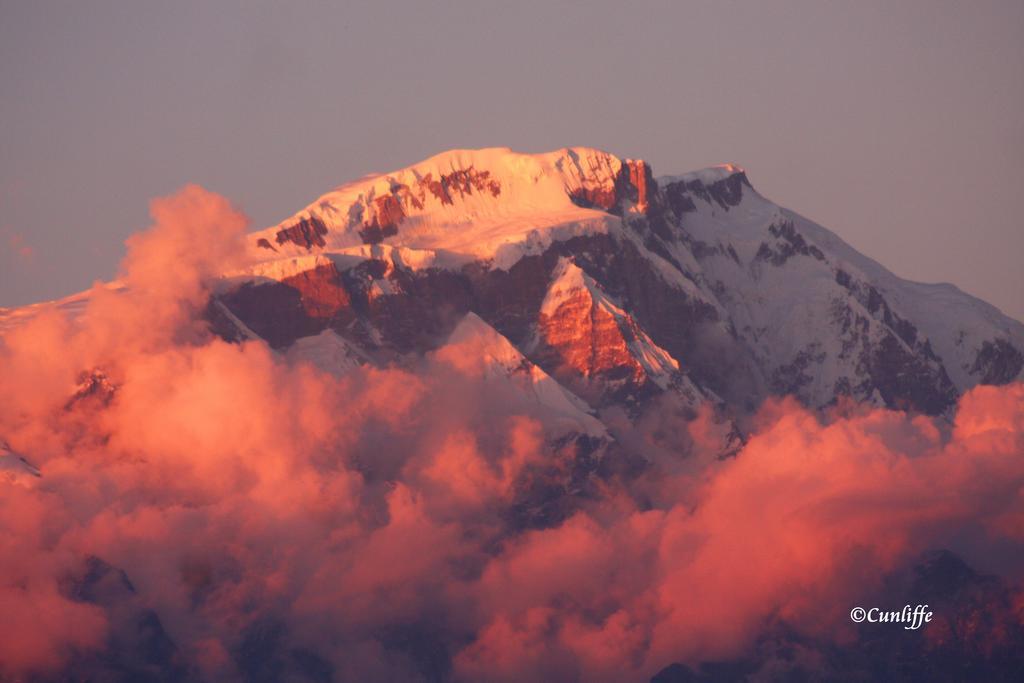 Peace Dragon Lodge Pokhara Exterior photo